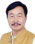 Photograph of Tapir Gao